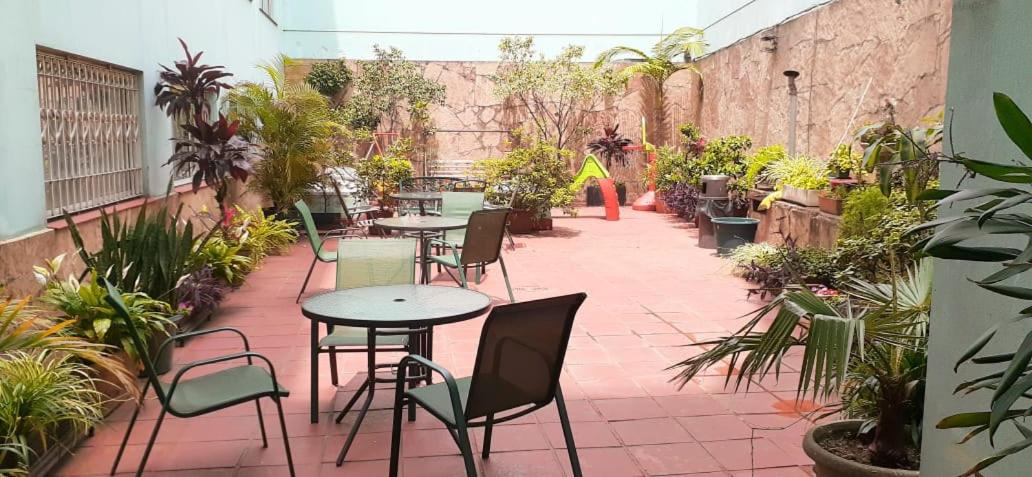 LUEY HOTEL 31/38