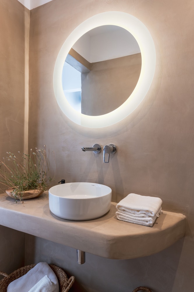 ANEMELA MYKONOS VILLAS & SUITES 47/50