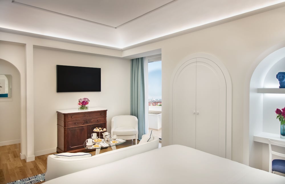 Pazziella Garden & Suites 55/66