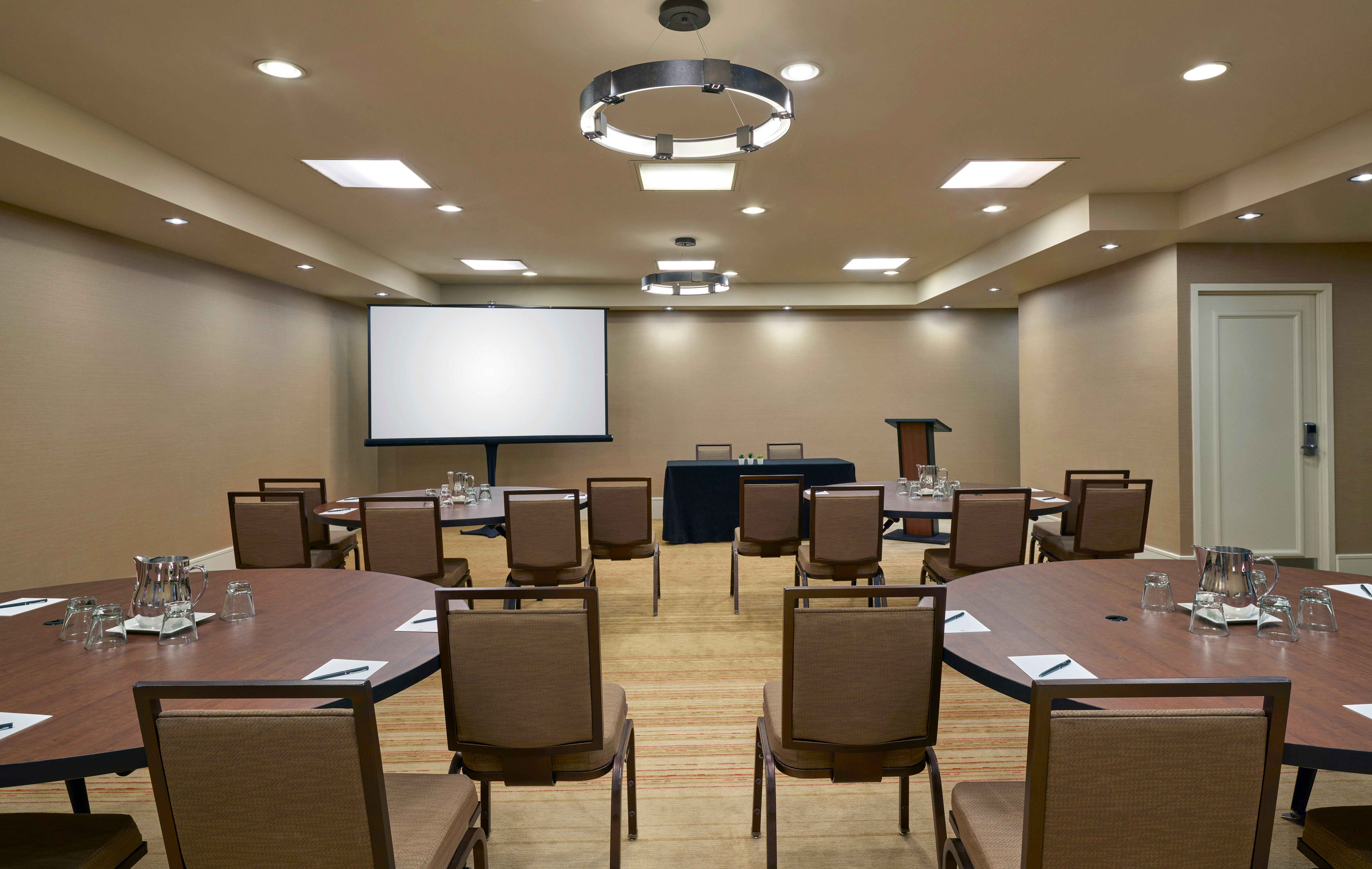 Hilton Denver City Center 83/89