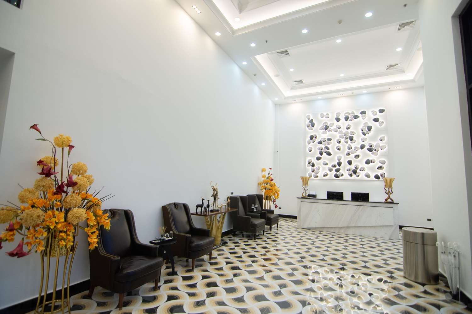 Surestay Hotel By Best Western Vientiane 7/16