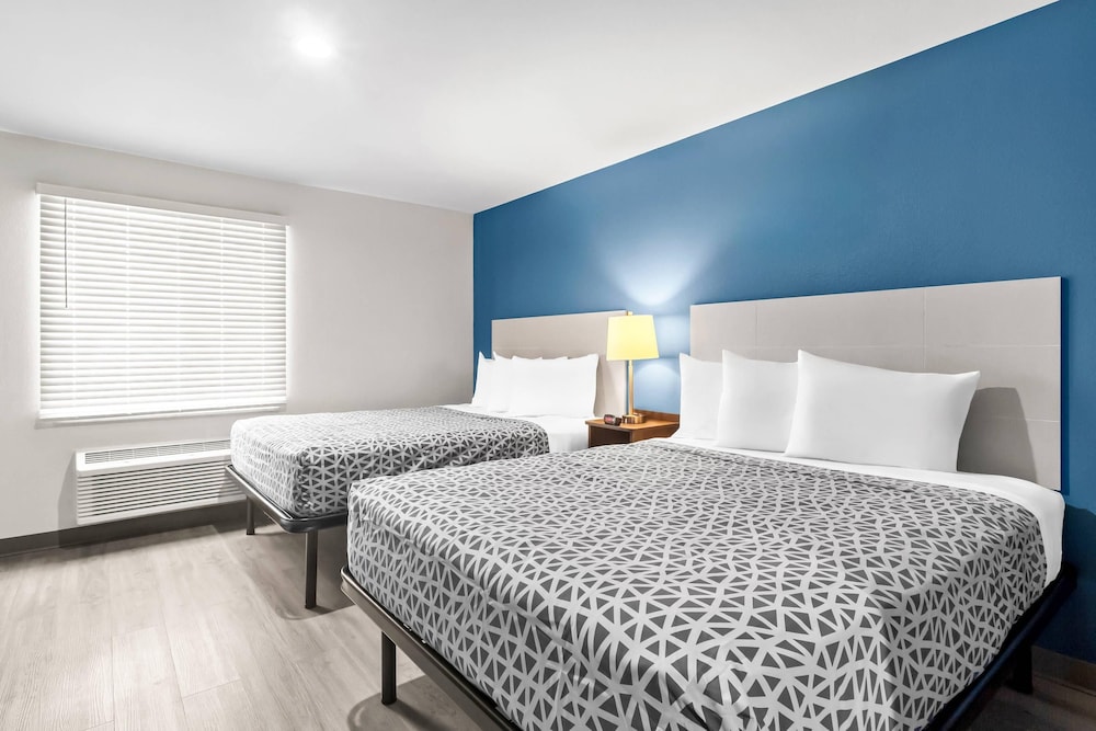 Suite, 2 Queen Beds