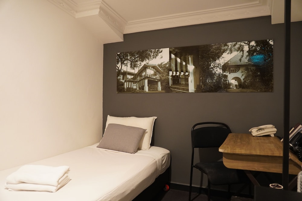Check-Inn at Little India 23/50