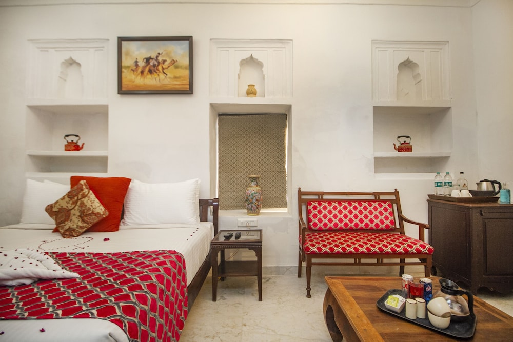 Amritara Chandra Mahal Haveli Bharatpur 21/50