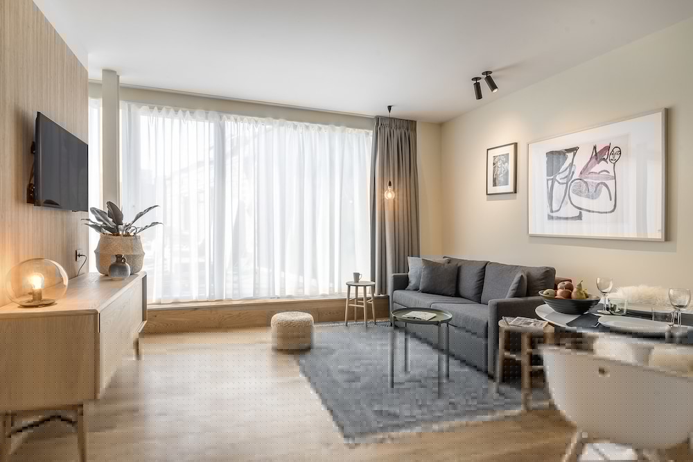 Premier Suites Plus Antwerp 40/62