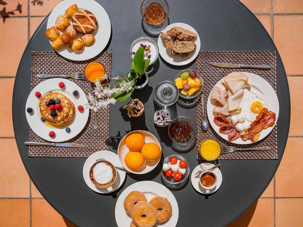 Mercure Napoli Centro Angioino 31/47