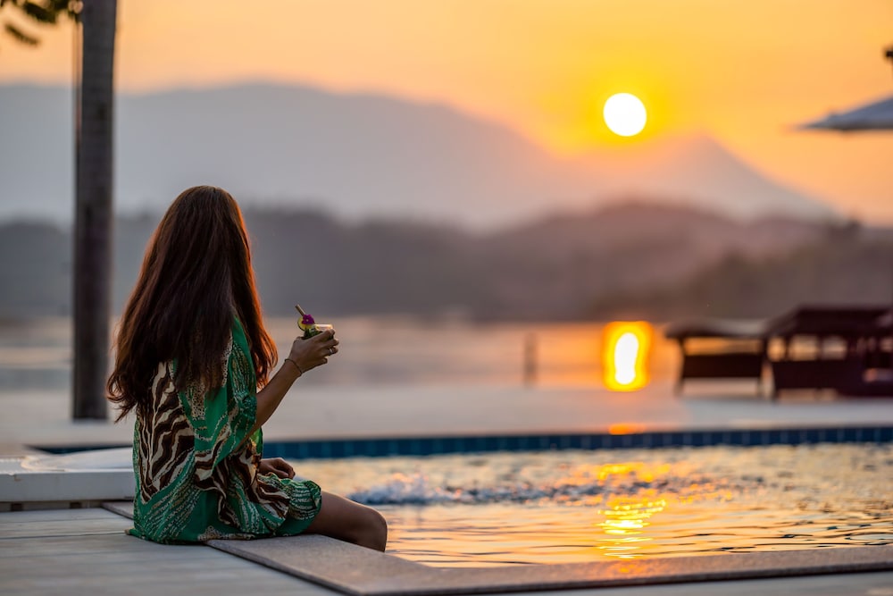 SANCTUARY NAM NGUM BEACH RESORT 48/53
