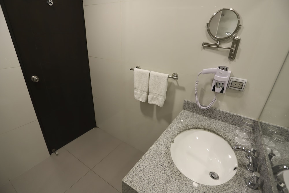 CASA ANDINA SELECT TACNA 16/76