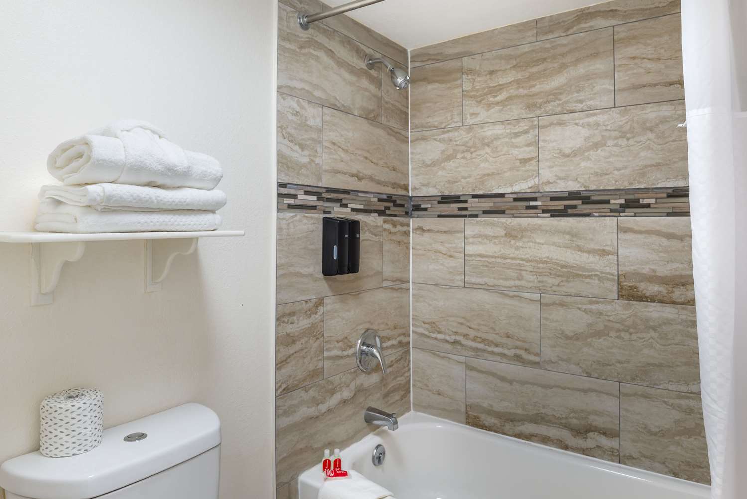Econo Lodge Richmond-North Chesterfield 23/25