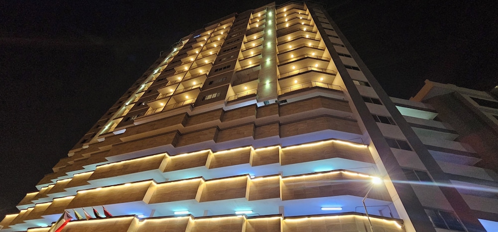 Loumage Suites Spa Seef in MANAMA