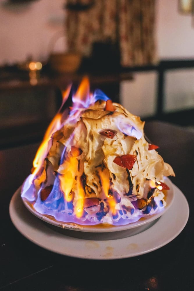 THE SMOKEHOUSE HOTEL 38/50