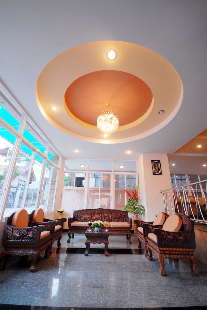 Golden Villa 40/47