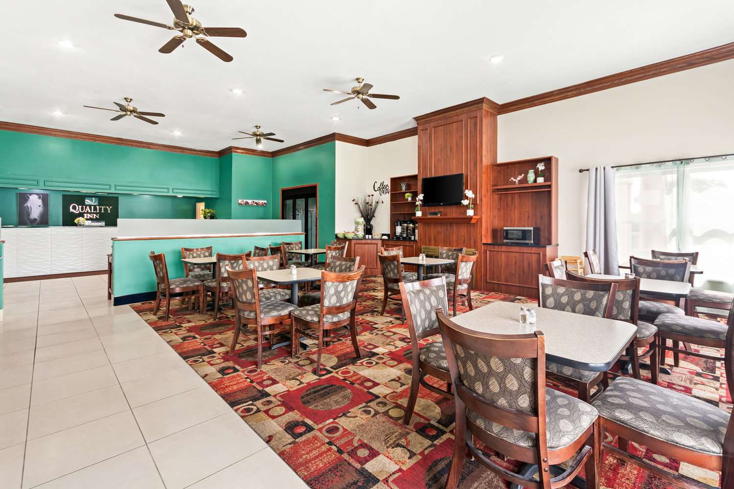 Quality Inn Dry Ridge KY 23/25