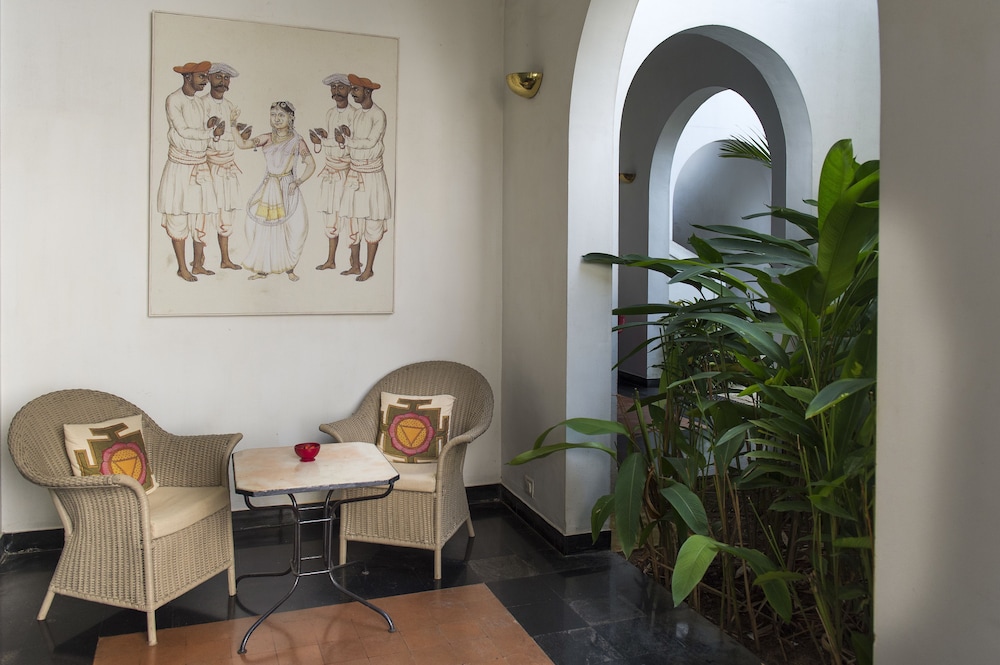THE MALABAR HOUSE 31/44