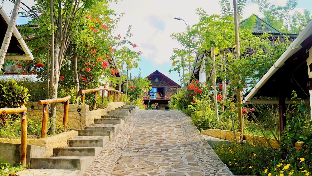 Eco Hotel Summer Usiacuri 33/47