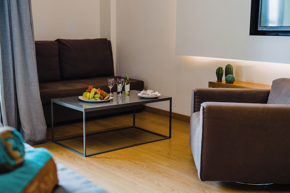 Napa Plaza Hotel-Adults Only 27/49
