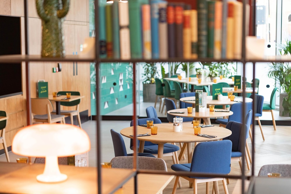 Holiday Inn London - Whitechapel by IHG 62/82
