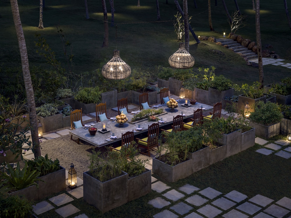 Shangri La Hambantota 59/67