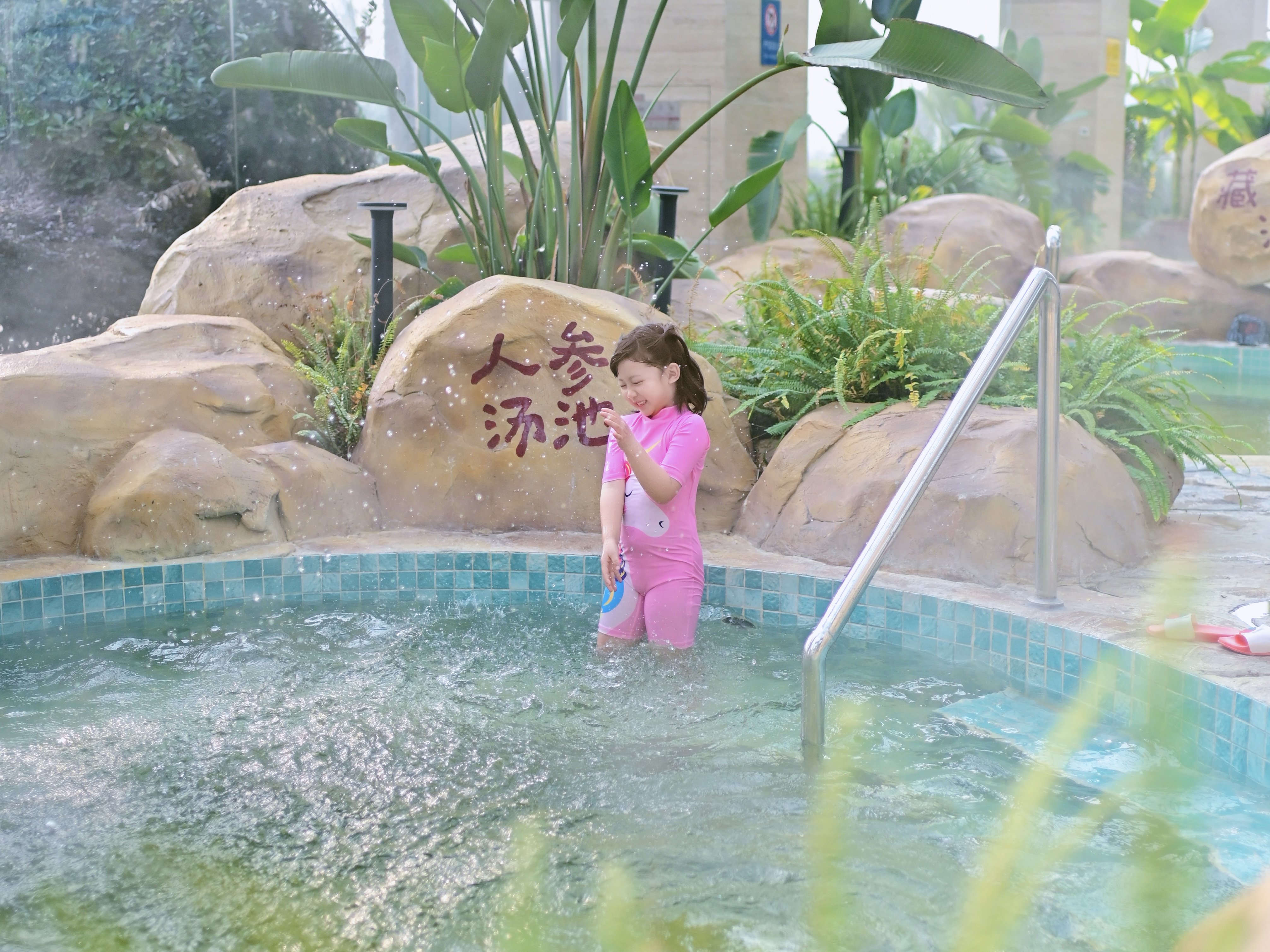 INTERCONTINENTAL HEILONG LAKE 22/50