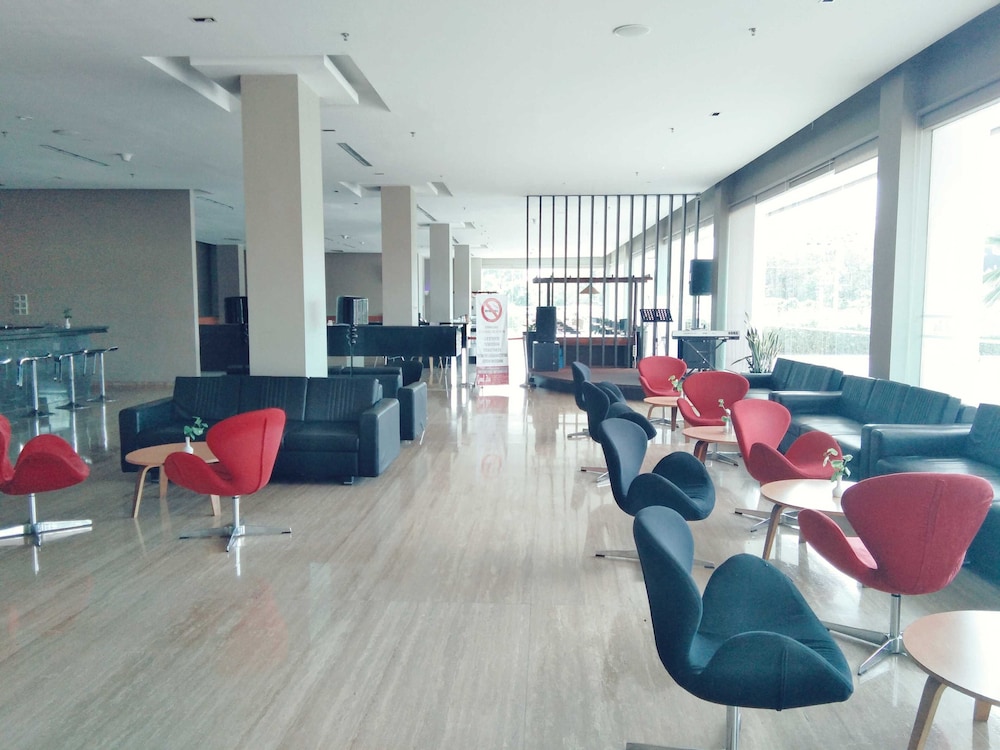 Hotel Santika Lahat 21/37