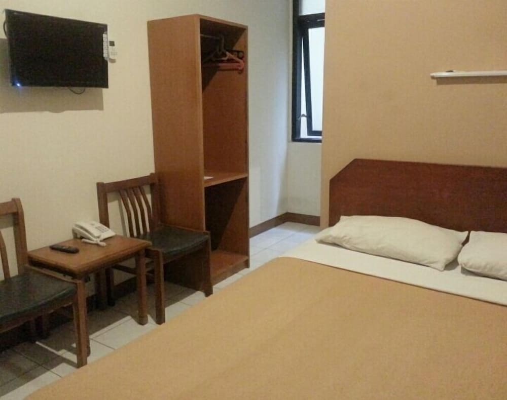 Kenangan Hotel 25/31