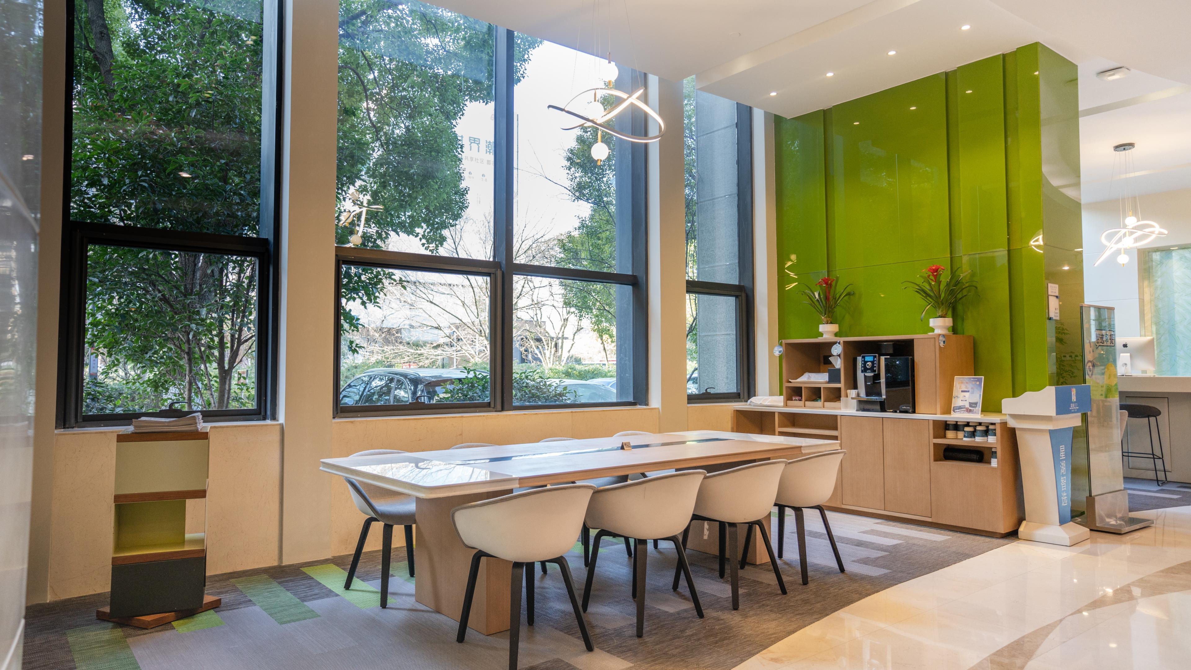 HOLIDAY INN EXPRESS NANTONG XINGHU 19/33