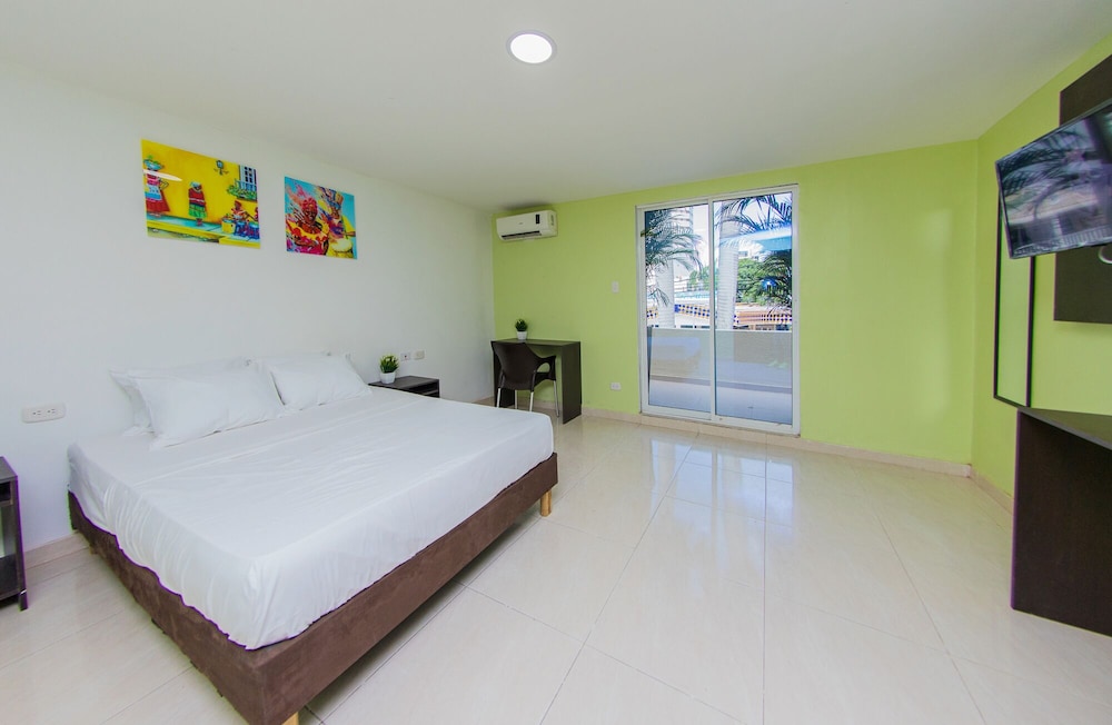 Hotel Avexi Suites By Geh Suites 9/22