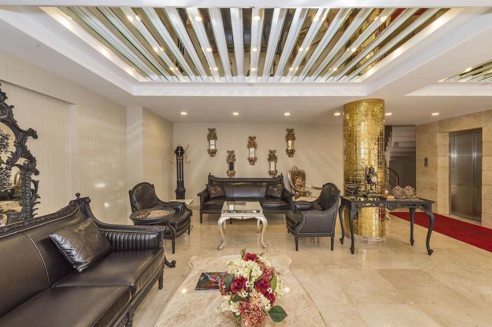 Eskar Hotel 63/78
