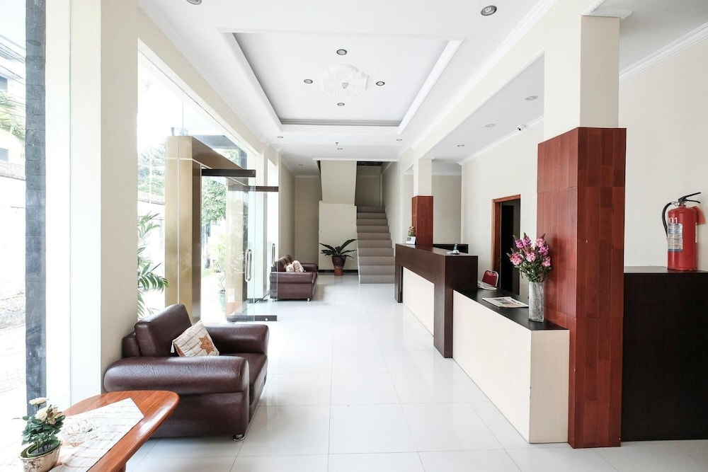 Malioboro Garden Hotel 34/40