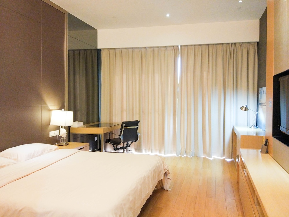 Xingyi International Hotel Poly Store 11/70