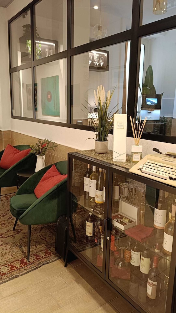 H22 Hotel 19/22
