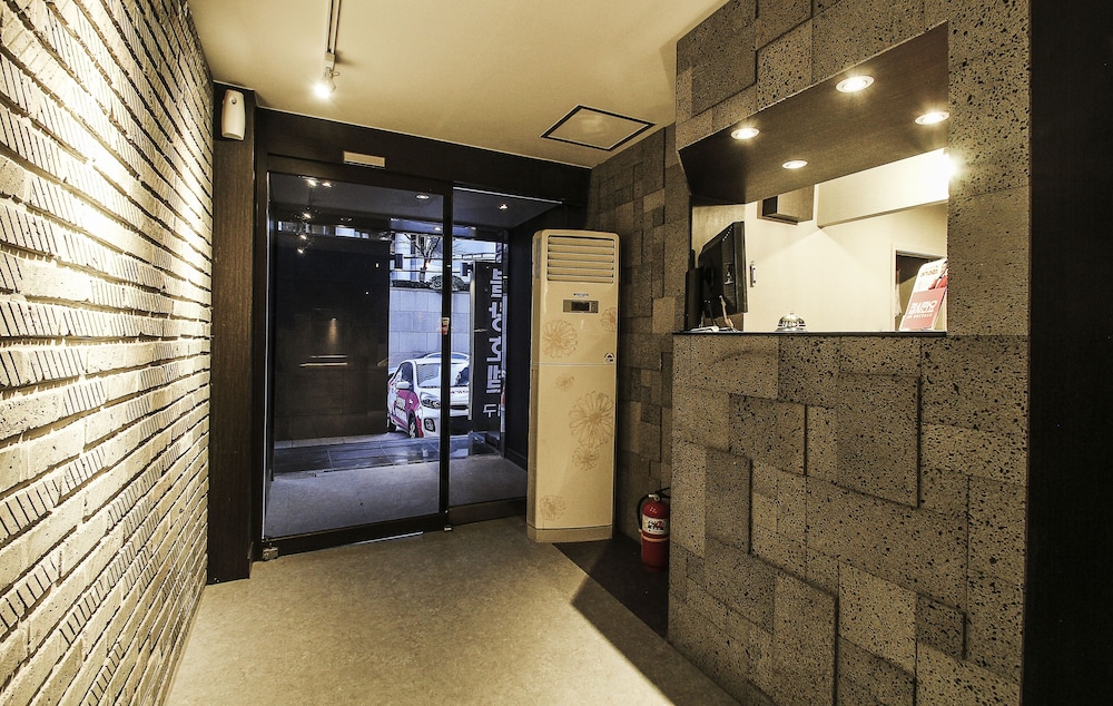 Blanc Hotel Gangnam 4/39