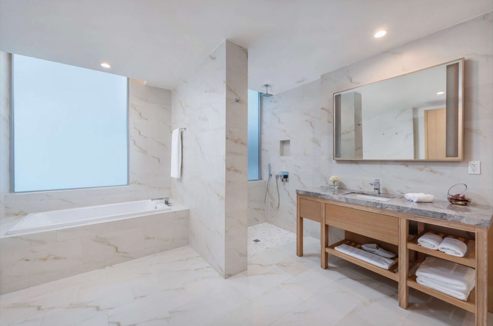 Koi Resort Saint Kitts Curio Collection By Hilton 20/73