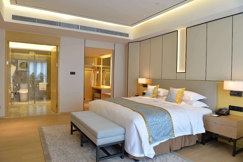 Howard Johnson By Wyndham Glory Plaza Chenghai 8/29
