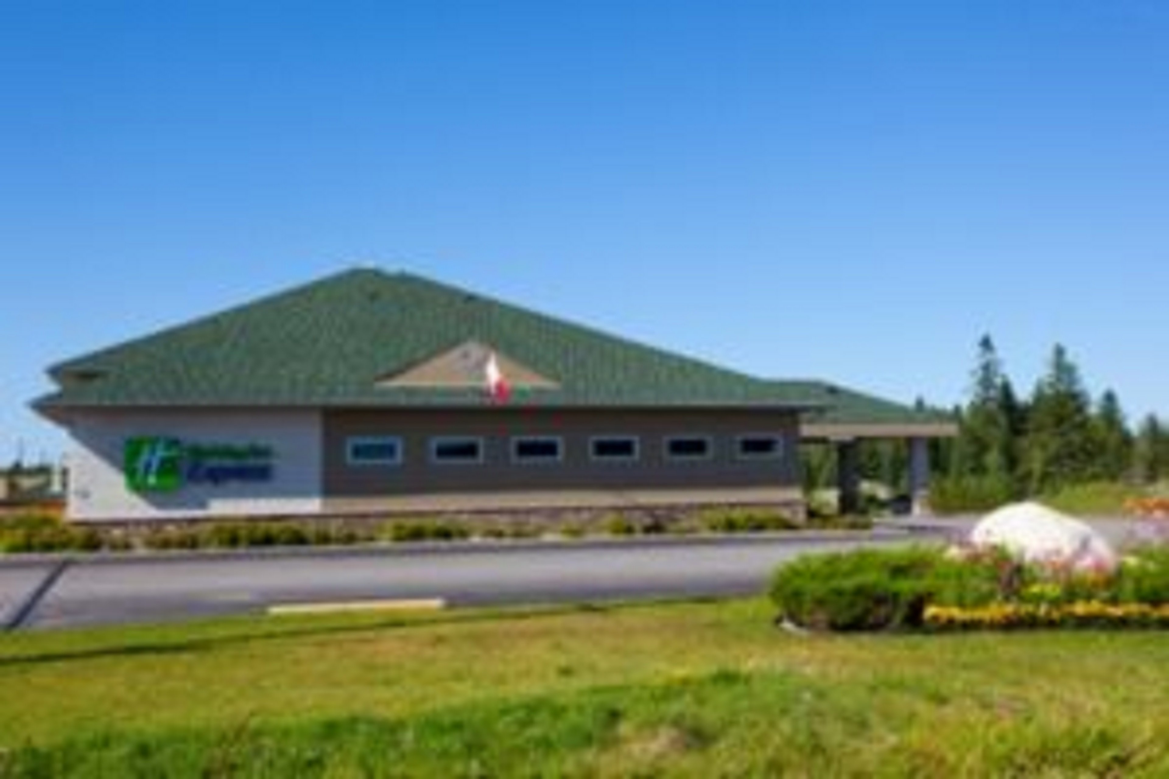 Holiday Inn Express Dryden 3/57