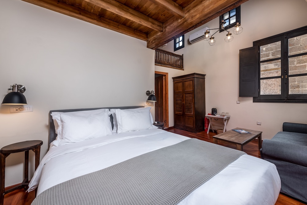 Zacosta Villa 12/50