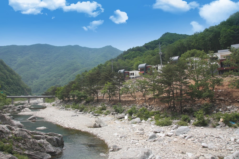Yeoninsan Spring Resort 40/50
