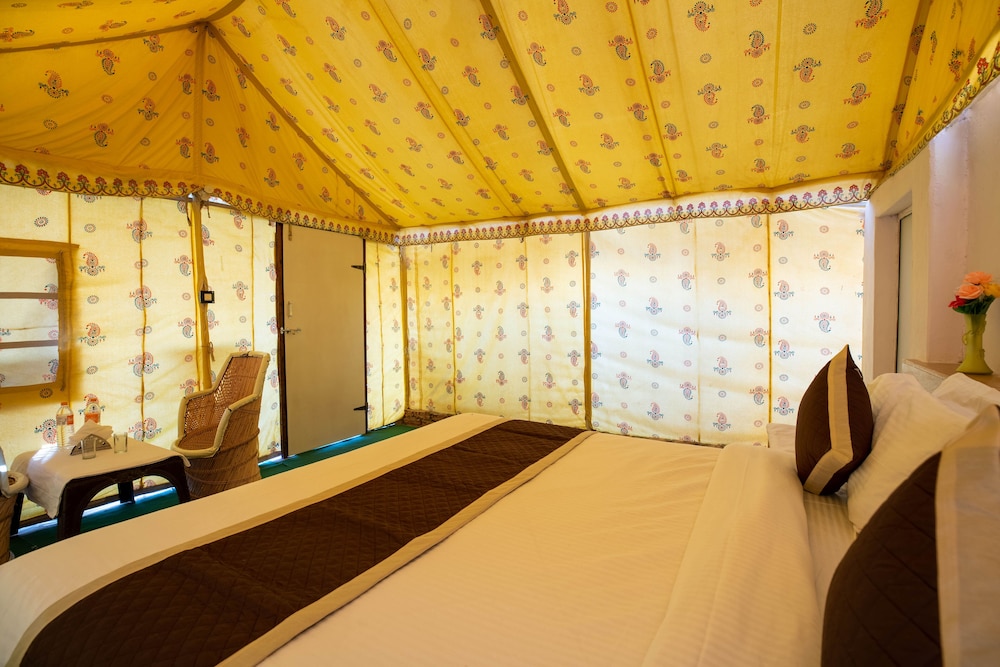 Royal Jaisalmer Resort With Swimmingpool 10/27