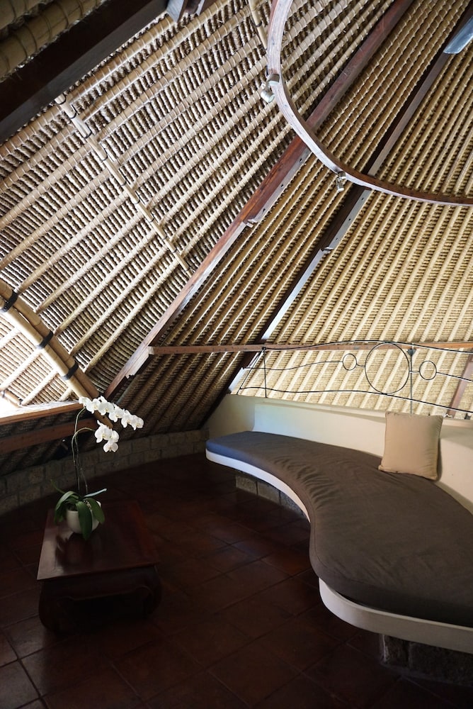 Impiana Private Villas Seminyak Hotel 28/44