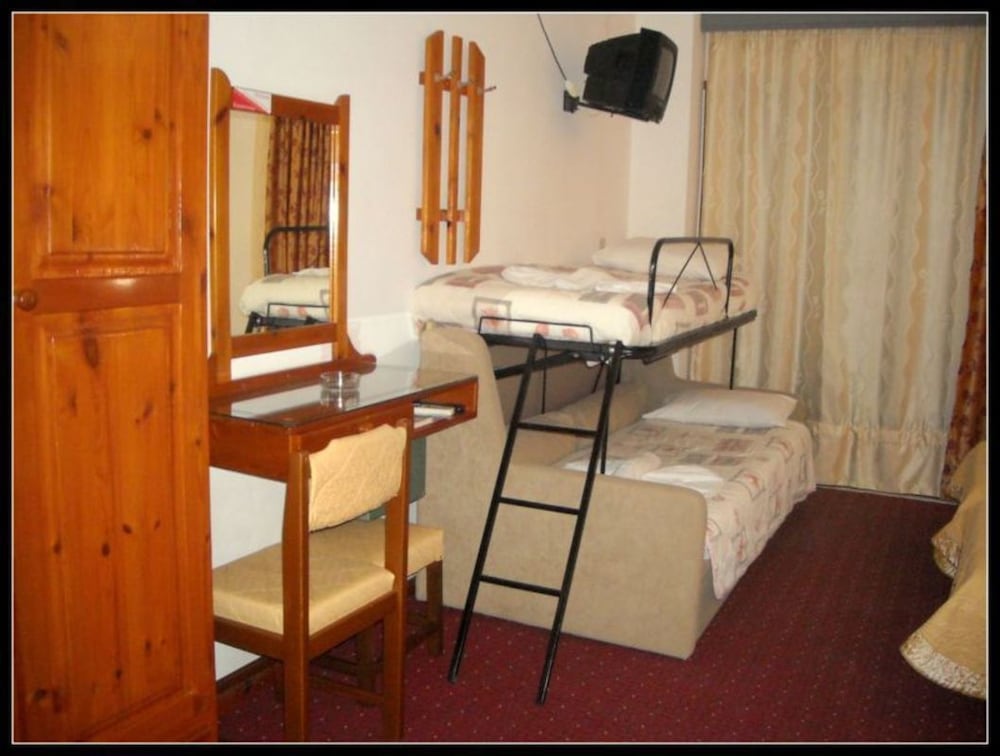 Sun City Apartments 38/50