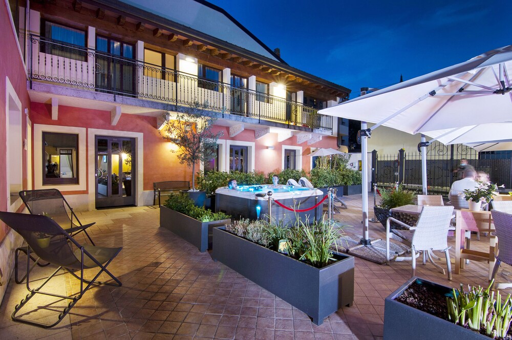 Albergo Fontana 4/71