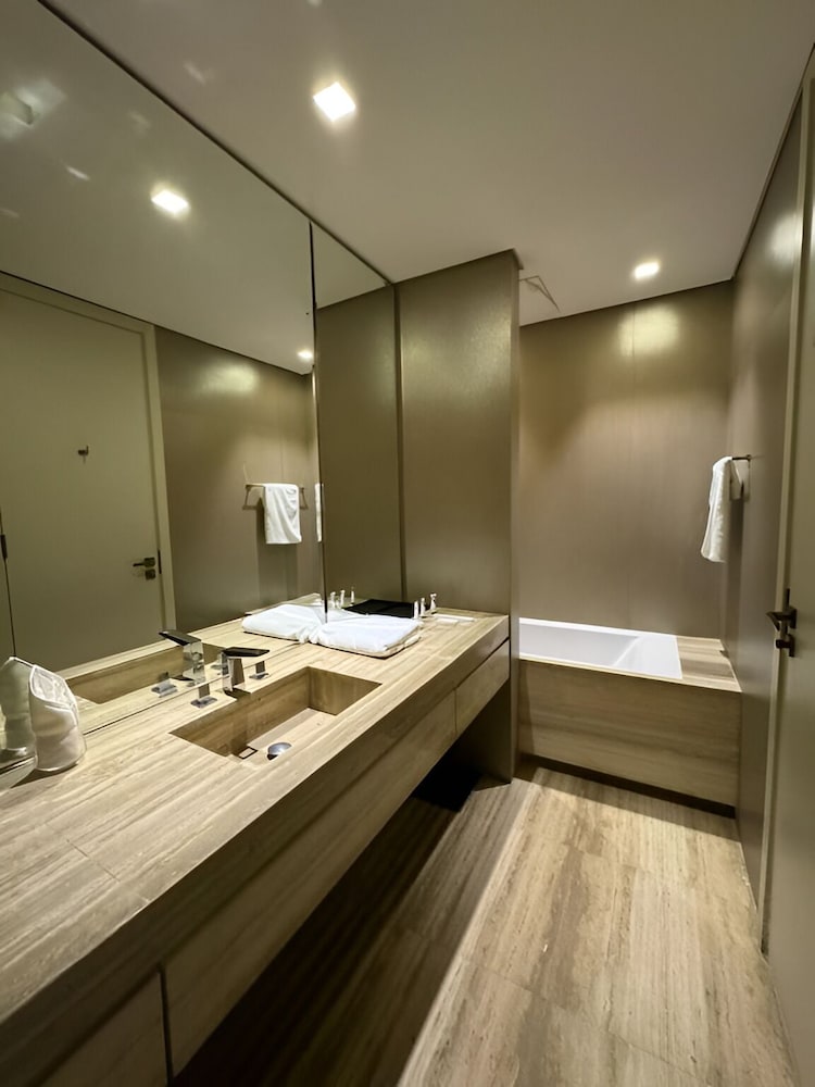 Damac Towers Arjaan By Rotana Riyadh 12/24