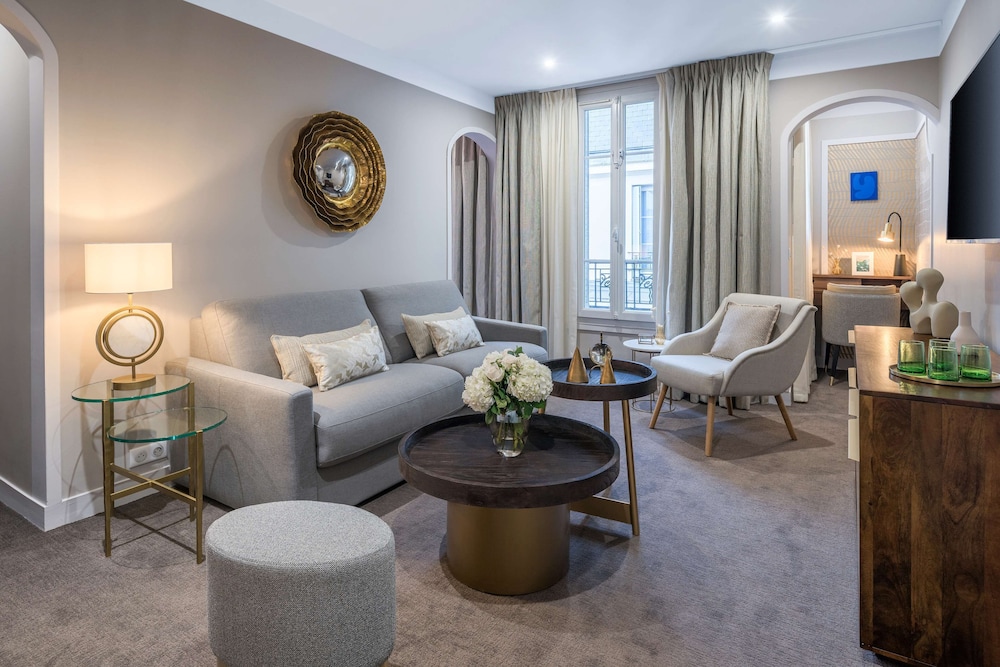 Hotel Camille Paris Gare de Lyon, Tapestry Collection Hilton 58/73