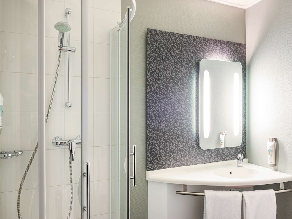 Ibis Daumesnil Porte Doree 15/42