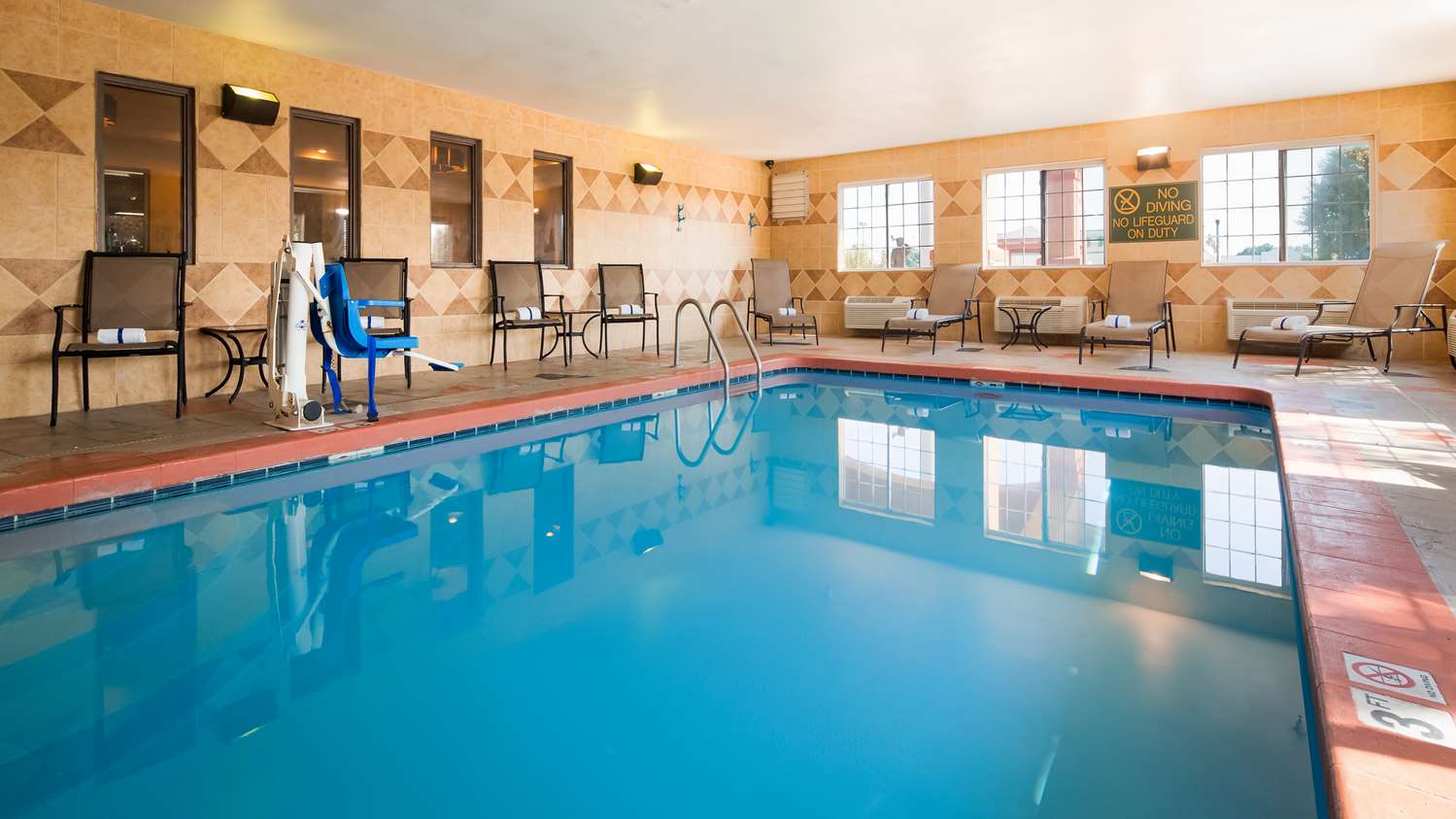 Best Western J. C. Inn 4/7
