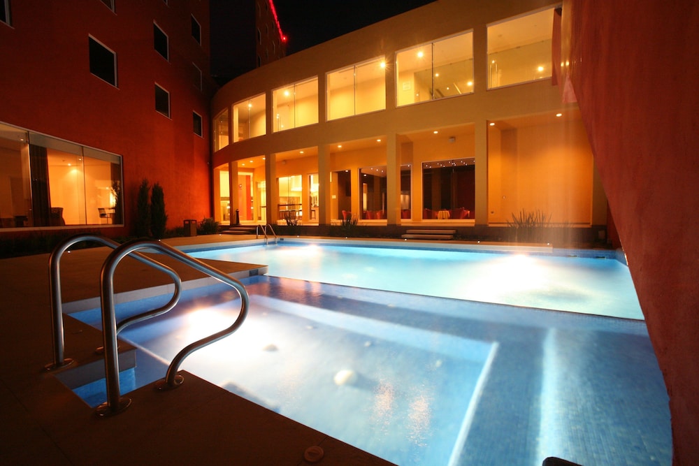 CROWNE PLAZA MONTERREY AEROPUERTO 5/75