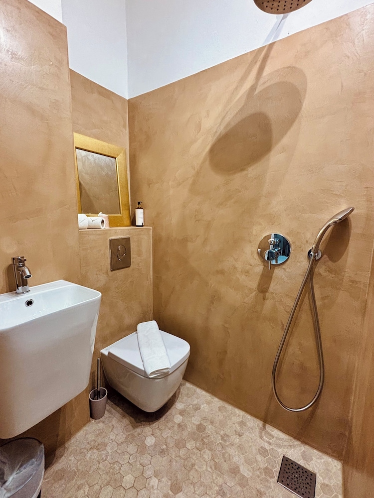 غرفة قياسية بسرير مزدوج، Hotel Bonaparte 2/2