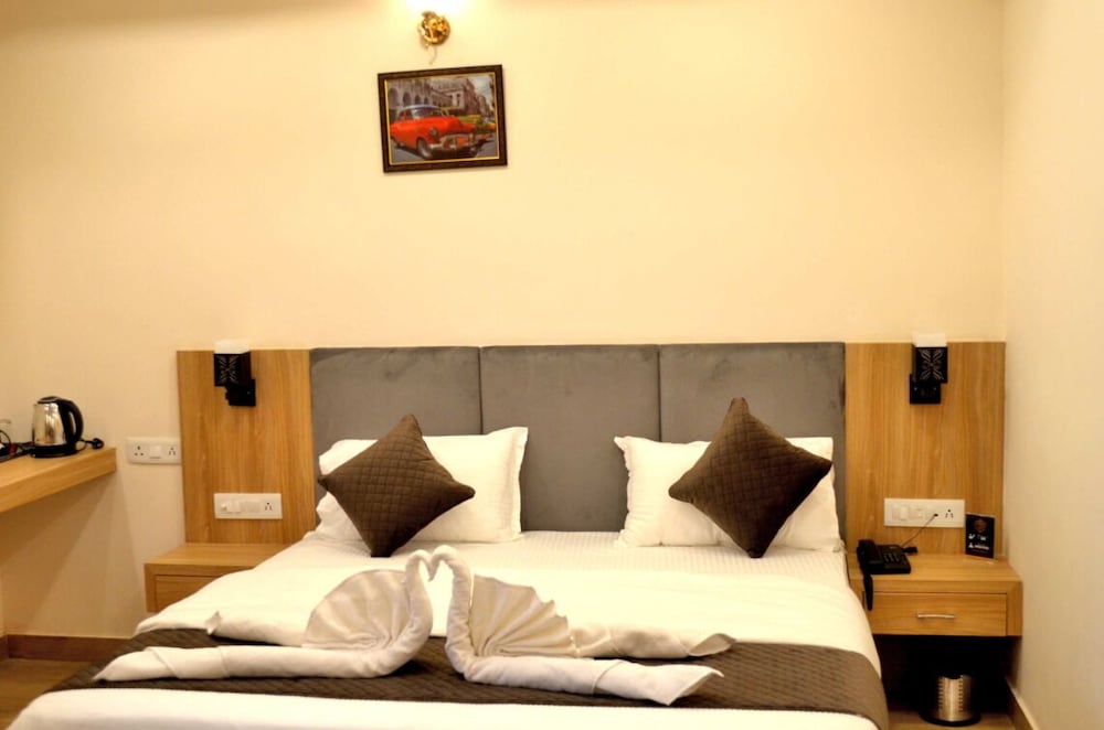Hotel Shree Residency 2/20