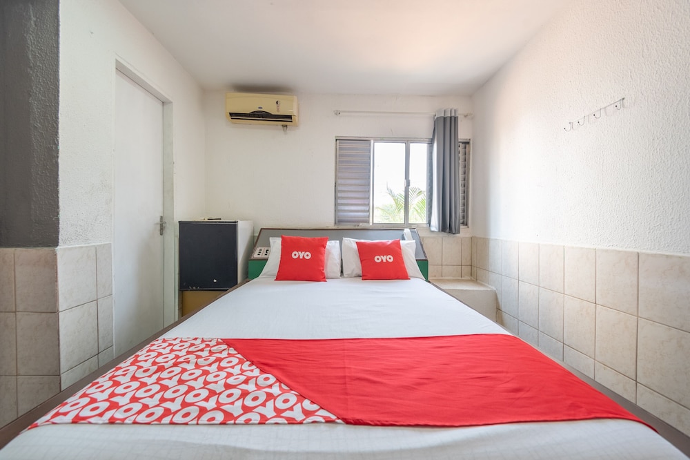 ROOM, TRIPLE, 1 DOUBLE AND 1 SINGLE BED