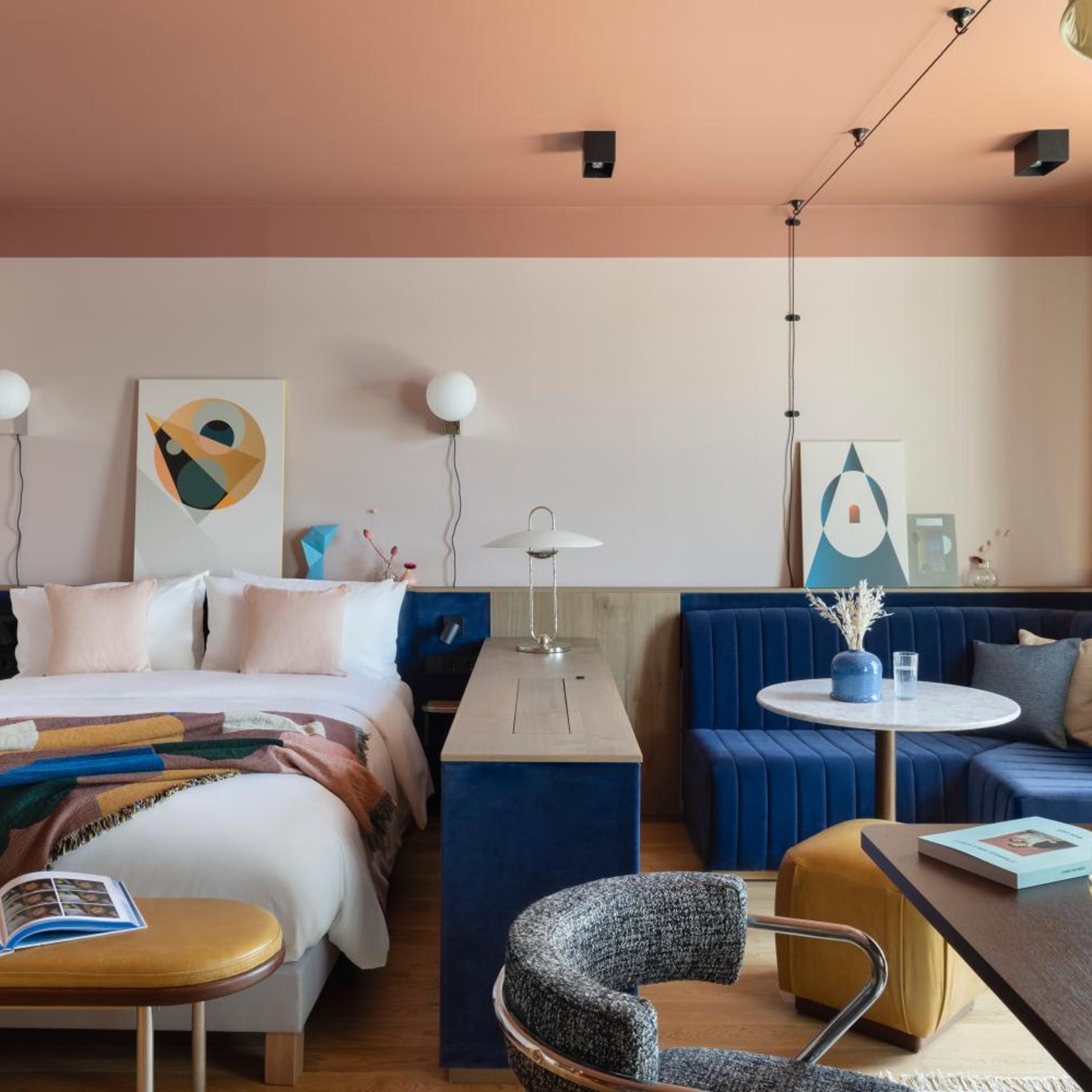 Suite, King Bed